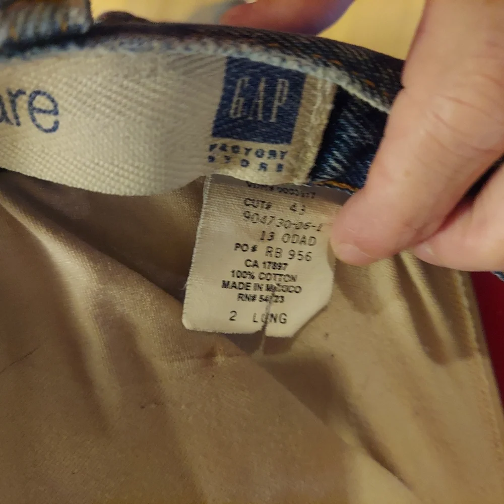 GAP Women's Flare Jeans in Classic Blue - Picture 6 of 7